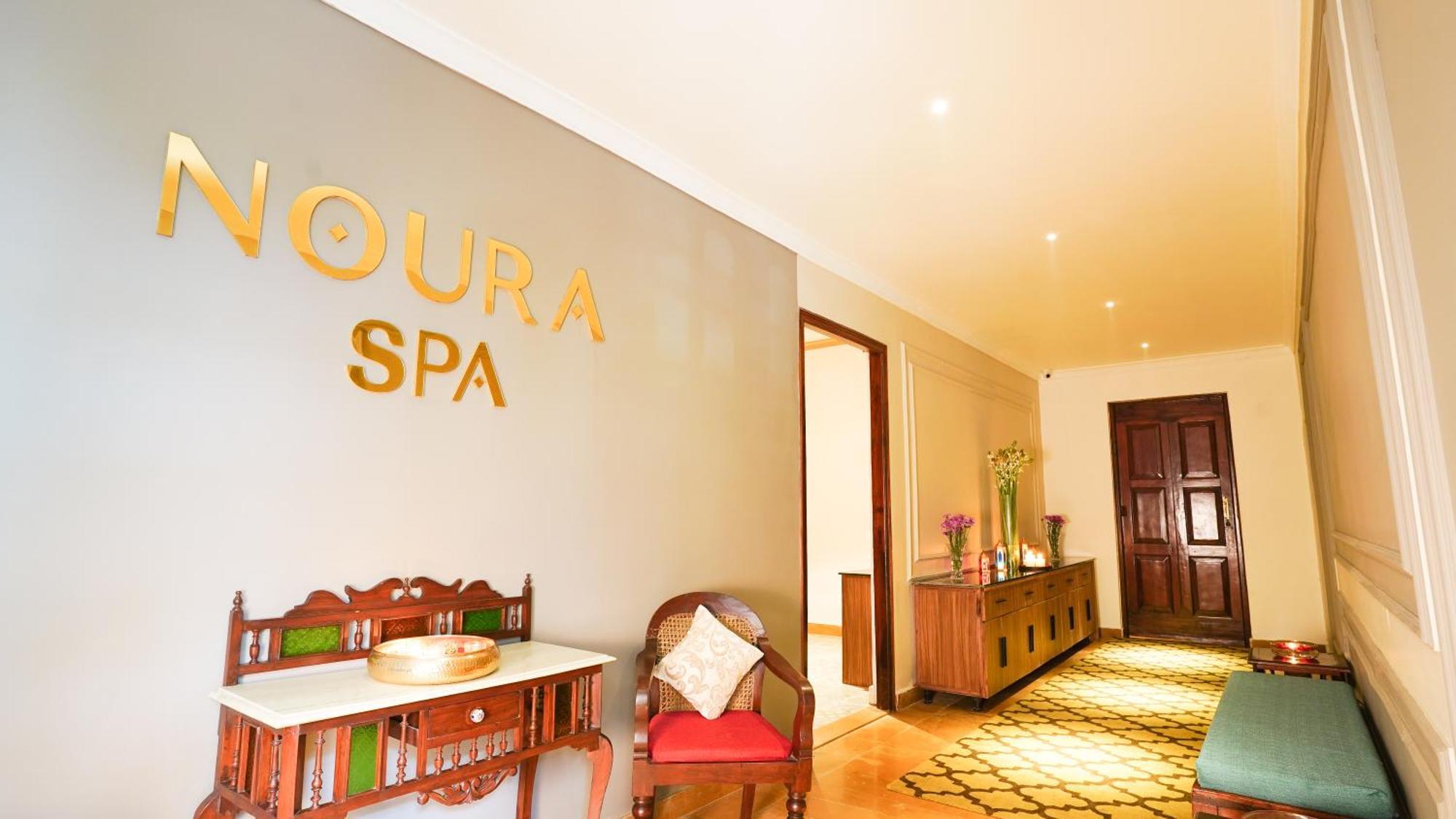 Saraca Hotel Лакнау Екстериор снимка