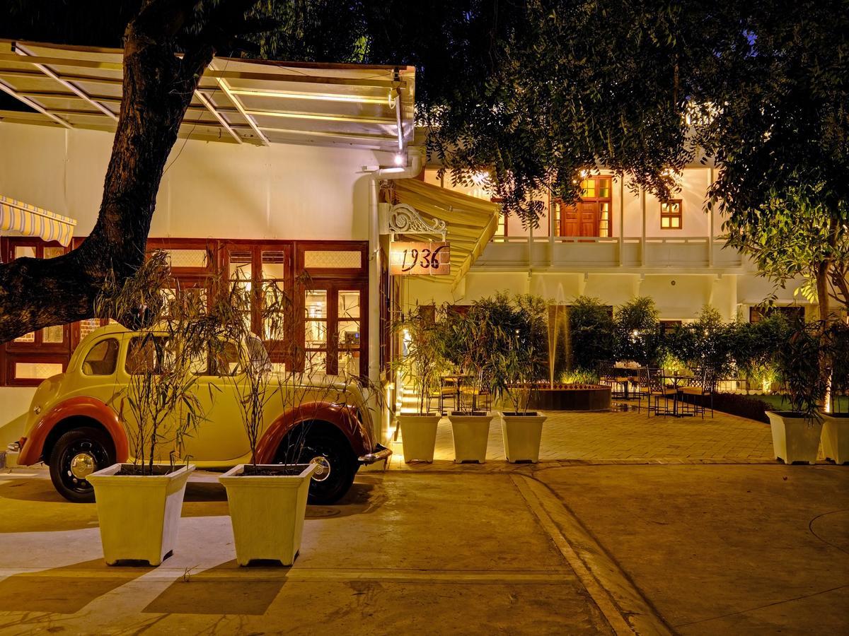 Saraca Hotel Лакнау Екстериор снимка